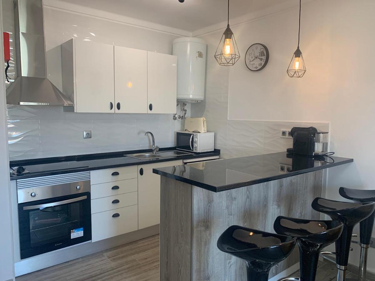 Vaumar Apartment - Pool & Beach Портиман Екстериор снимка